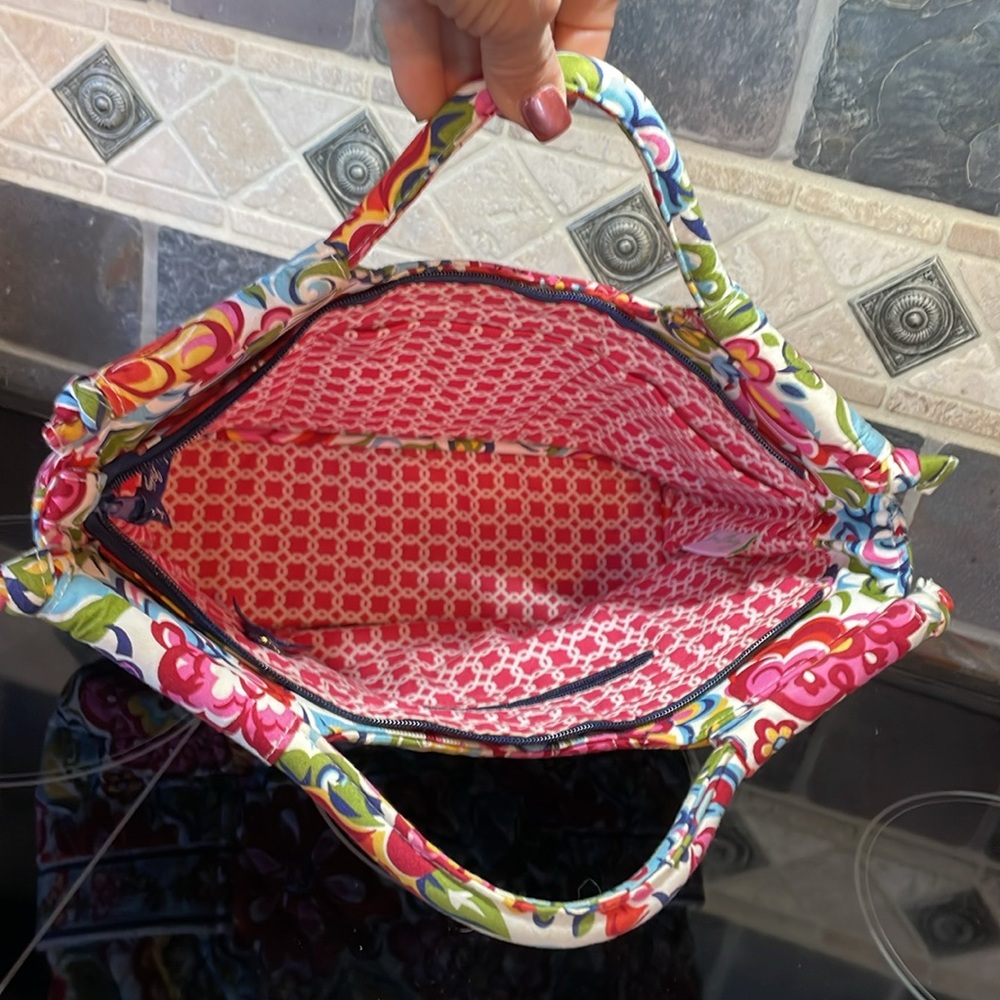 Vera Bradley Hope Garden Satchel retired pattern nice size and bright colors - Picture 4 of 10